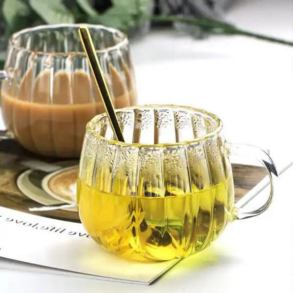 لیوان شیشه ای شیک + مدلهایی بی نظیر و شیک از لیوان شیشه ای که علاوه بر زیبایی و طراحی خاصش به سلیقه های مختلف پاسخ میدهد