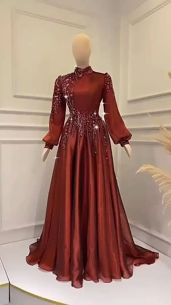 مدل لباس مجلسی اینستا + جدیدترین مدل های لباس مجلسی خاص و ترک که در اینستاگرام مشاهده می کنید