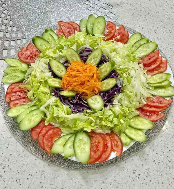 مدل سالاد با کاهو + زیباترین دیزاین های سالاد با کاهو بسیار آسان و سه سوته برای مهمانی های شما