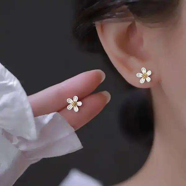 مدل گوشواره طلا دخترانه + زیباترین مدل گوشواره طلا دخترانه مناسب استایل شما
