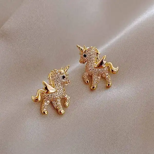 مدل گوشواره طلا دخترانه + زیباترین مدل گوشواره طلا دخترانه مناسب استایل شما