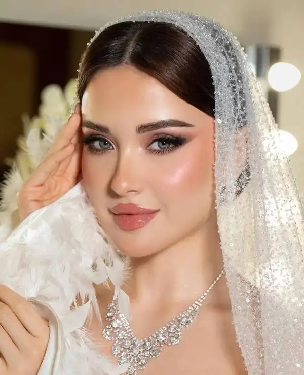مدل عروس لاکچری + مجموعه مدلهای عروس لاکچری که با جزئیات بی نقص و درخشش حساب شده آن در شب عروسیتان میدرخشید