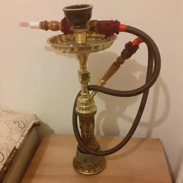 مدل قلیان برنجی + مدلهای متنوع قلیان برنجی که با ویژگیها و طرحهای منحصر به فرد خود، تجربهی مصرف قلیان را به جذابیت بیشتری میرسانند