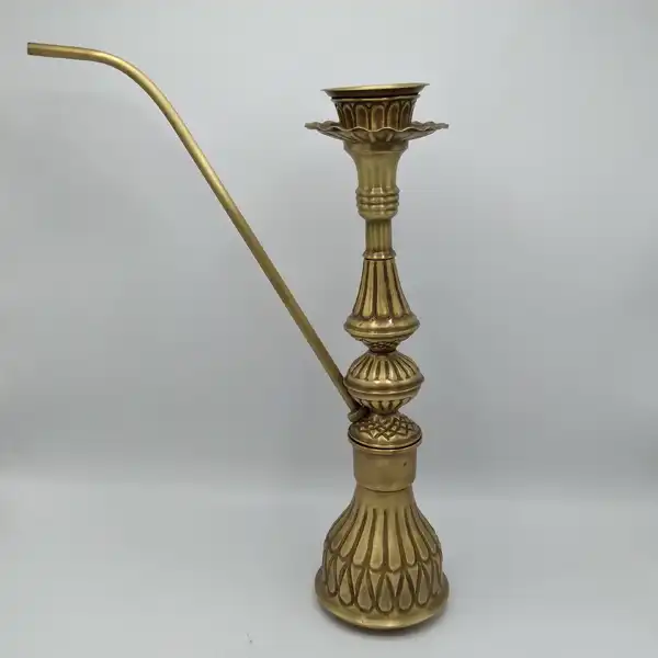 مدل قلیان برنجی + مدلهای متنوع قلیان برنجی که با ویژگیها و طرحهای منحصر به فرد خود، تجربهی مصرف قلیان را به جذابیت بیشتری میرسانند