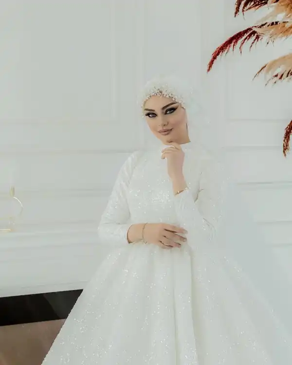 مدل حجاب عروسی + ما در این قسمت از مد و زیبایی چندین نمونه از استایل های مدل عروس محجبه را در اختیارتان قرار میدهیم جهت ایده گرفتن از آنها