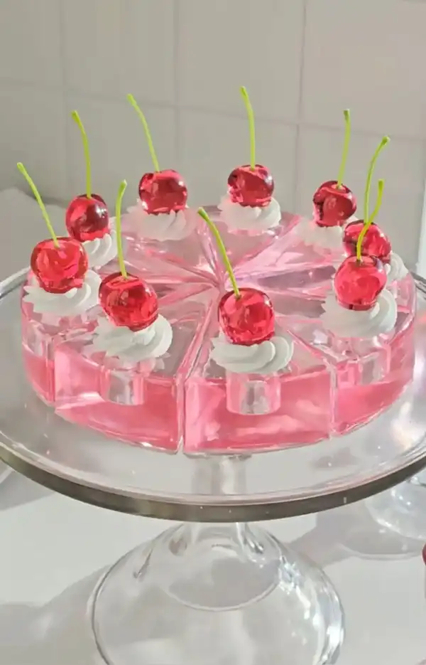 مدل ژله شیک + میخوای تو مهمونی ها و دوررهمی های خانوادگی همه رو سورپرایز کنی؟ این چند مدل ژله شیک و تزیین خاص رو اینجا ببین!