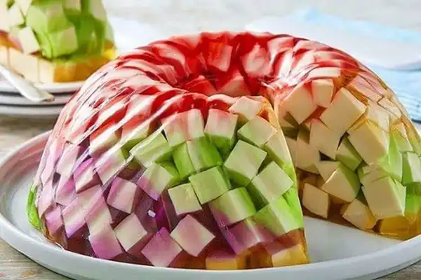 مدل ژله شیک + میخوای تو مهمونی ها و دوررهمی های خانوادگی همه رو سورپرایز کنی؟ این چند مدل ژله شیک و تزیین خاص رو اینجا ببین!