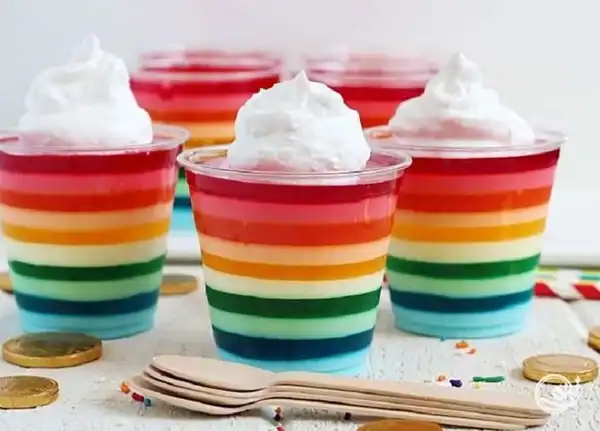 مدل ژله شیک + میخوای تو مهمونی ها و دوررهمی های خانوادگی همه رو سورپرایز کنی؟ این چند مدل ژله شیک و تزیین خاص رو اینجا ببین!