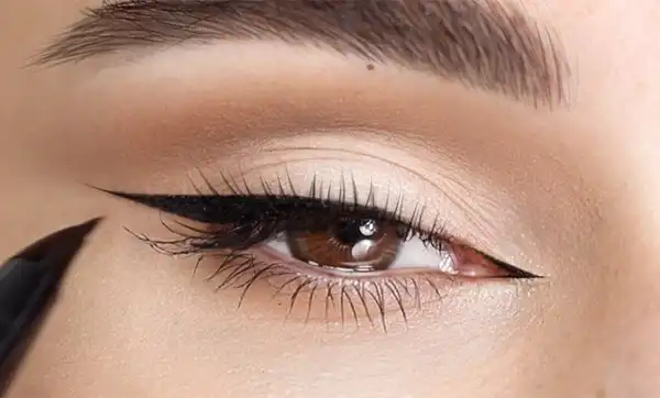 مدل خط چشم پهن + مدل خط چشم پهن برای انواع فرم چشم و جذابیت بیشتر آن
