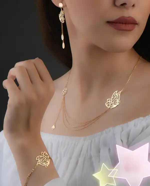 مدل نیم ست پروانه ای طلا + طراحی‌های منحصر به فرد نیم ست طلا پروانه با الهام از شکل و زیبایی پروانه‌ها