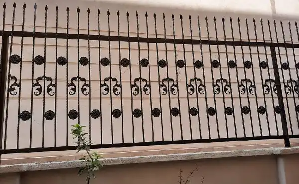 مدل نرده اهنی تراس + 14 مدل نرده اهنی تراس با طراحی های لوکس و لاکچری