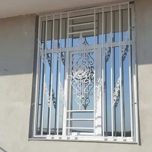 مدل پنجره آهنی ویلایی + از محبوبترین گزینهها در میان مشتریان مدل پنجره آهنی ویلایی
