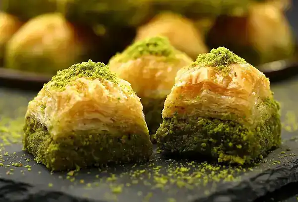 مدل شیرینی برای عروسی + مدل شیرینی خاص و خوش طعم برای یک عروس خاص