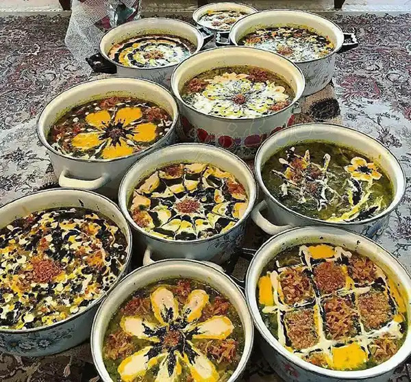 تزیین آش رشته + جذاب ترین تزیین آش رشته لذیذ و وسوسه برانگیز برای نذورات و پخش