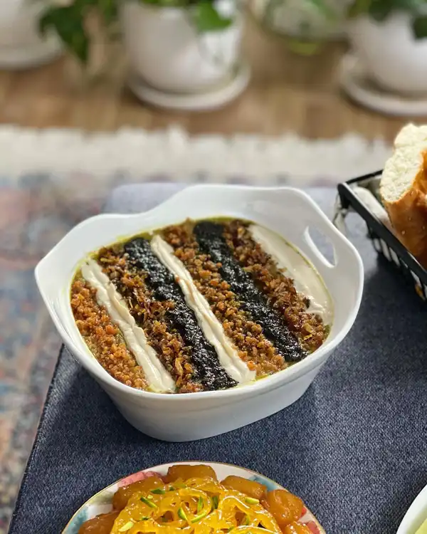 تزیین آش رشته + جذاب ترین تزیین آش رشته لذیذ و وسوسه برانگیز برای نذورات و پخش