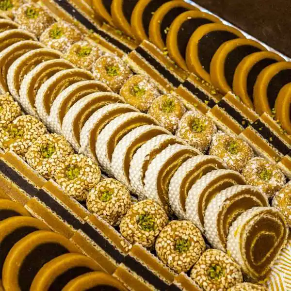 مدل شیرینی برای مراسم ختم + پذیرایی خوب و مناسب با مدل شیرینی برای مراسم ختم